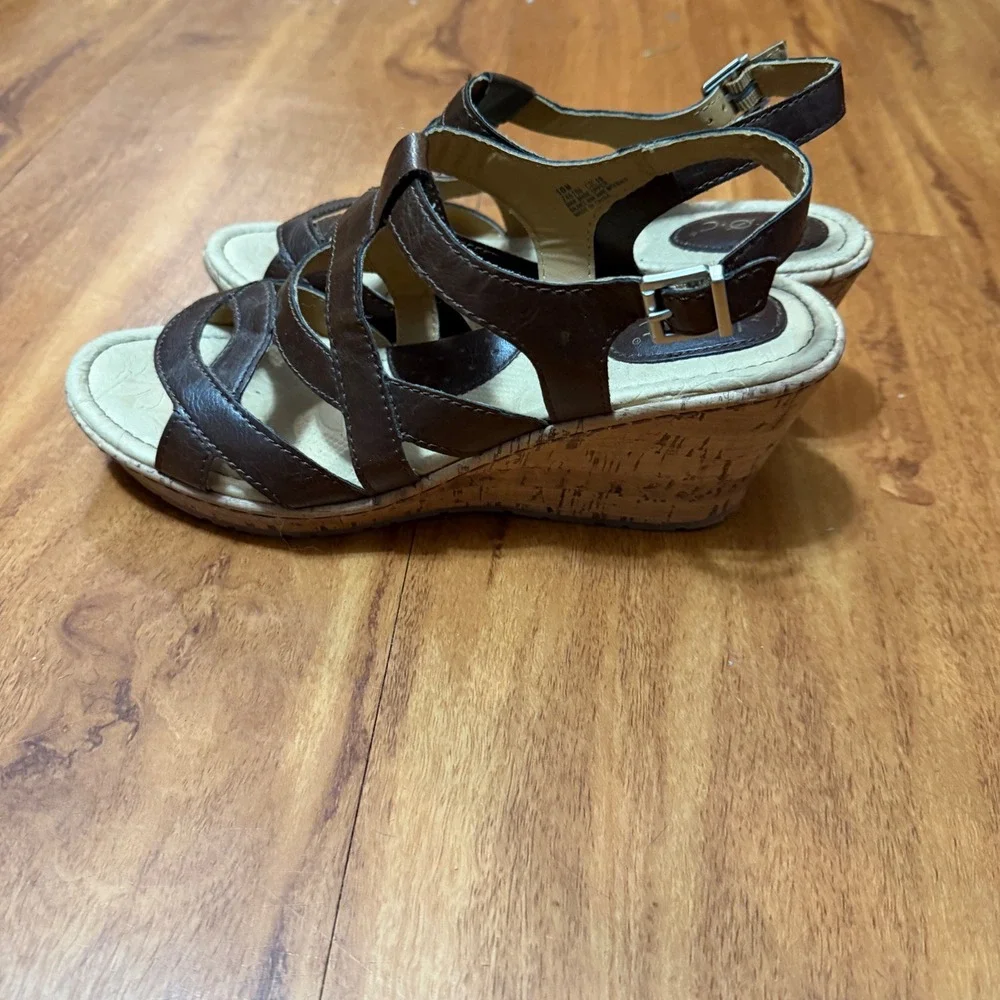 b.o.c. Wedge Sandals Women 10 Brown Z46106CIC18 Strappy Cork Heel Comfort Summer